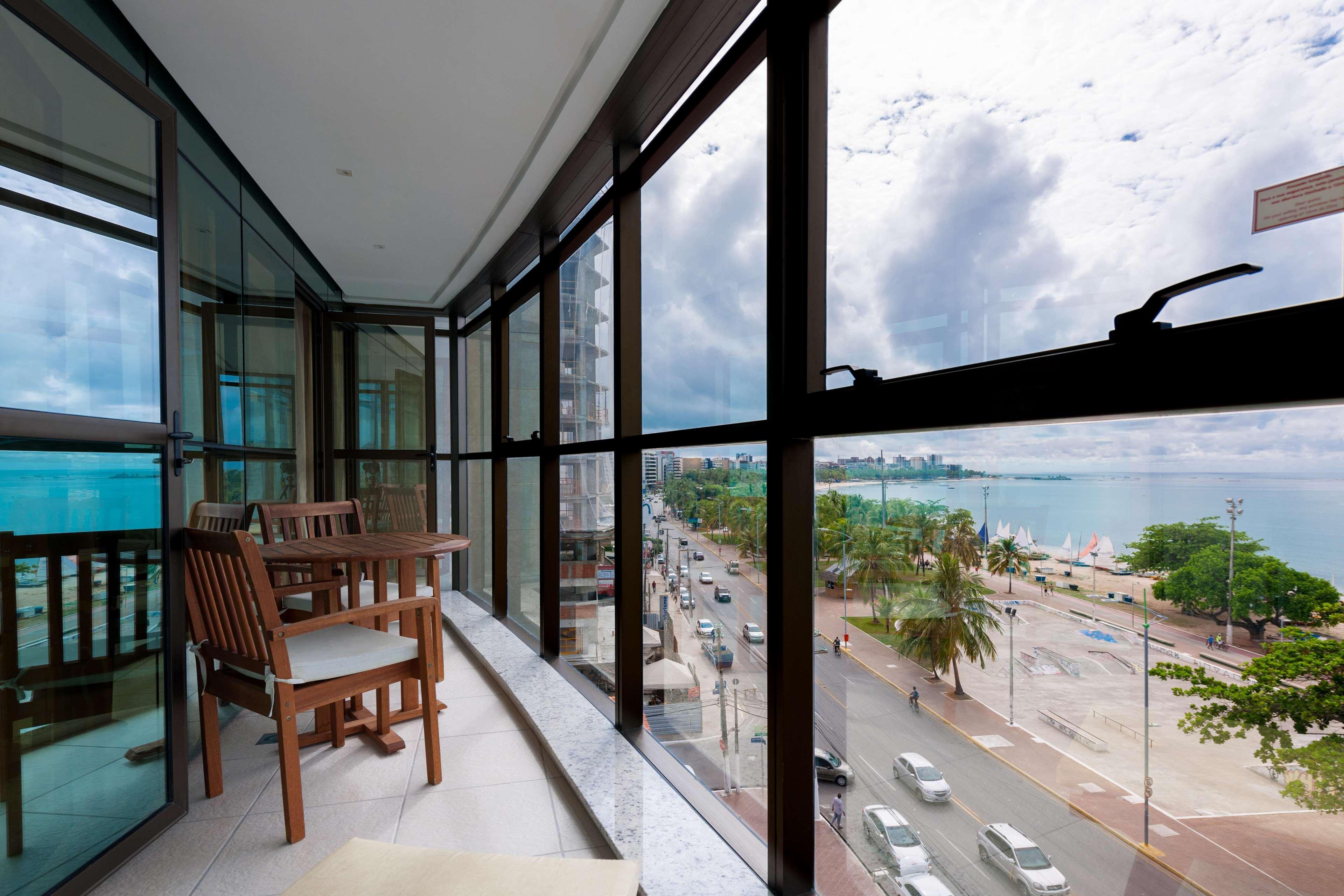 Best Western Premier Maceió Exterior foto A balcony