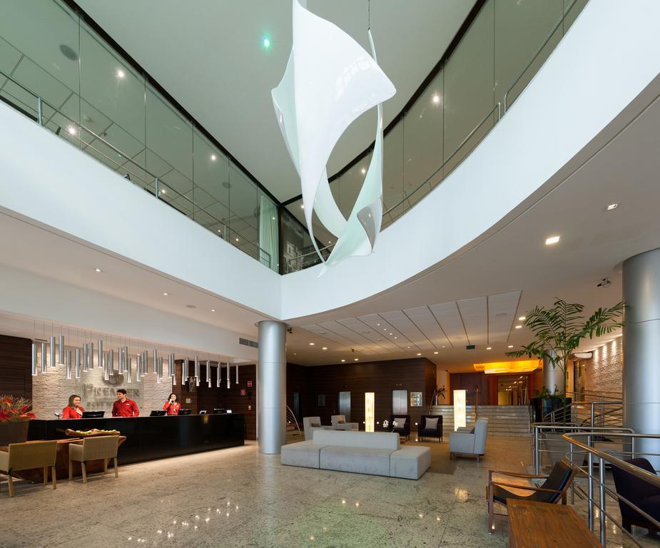 Best Western Premier Maceió Exterior foto The lobby of the hotel